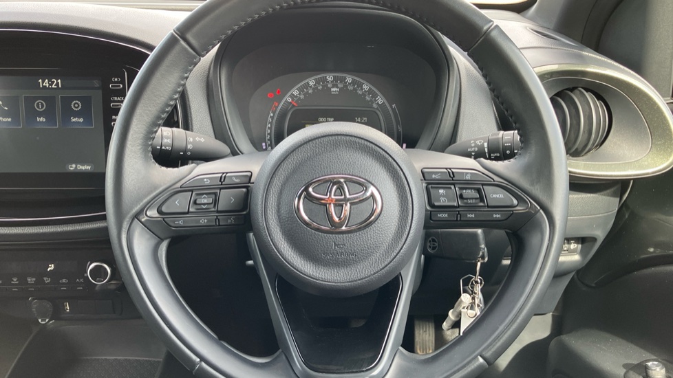 Toyota Aygo X 1.0 VVT-i Edge 5dr Petrol Hatchback - Image 10