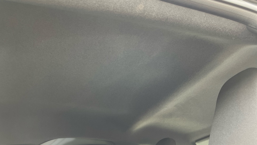 Toyota Aygo X 1.0 VVT-i Edge 5dr Petrol Hatchback - Image 19