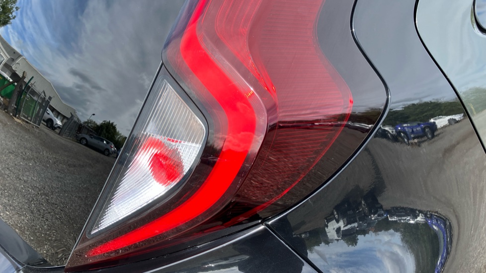 Toyota Aygo X 1.0 VVT-i Edge 5dr Petrol Hatchback - Image 21