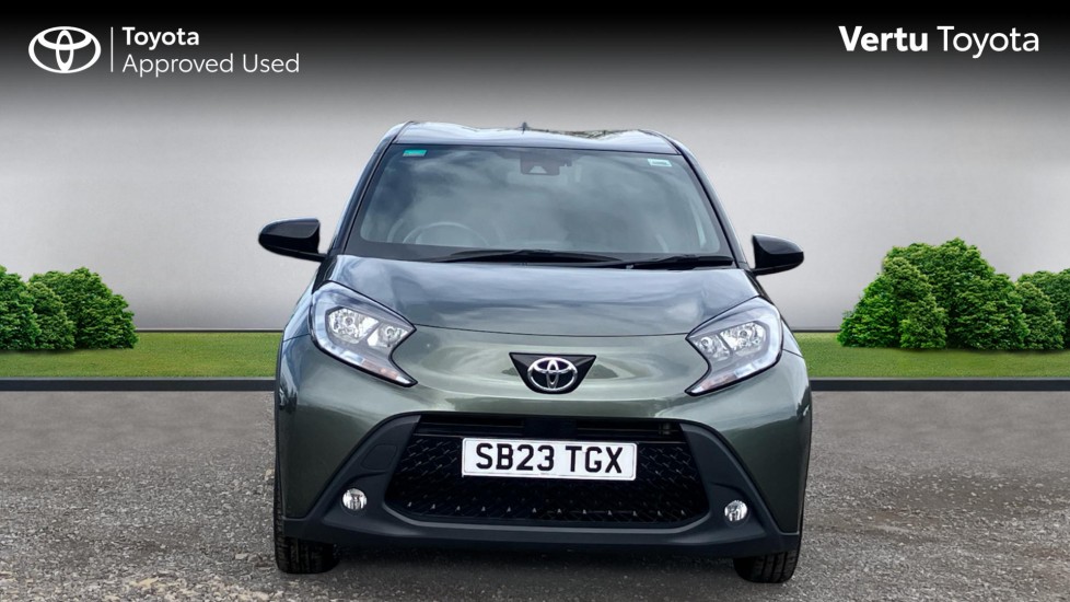 Toyota Aygo X 1.0 VVT-i Edge 5dr Petrol Hatchback - Image 22