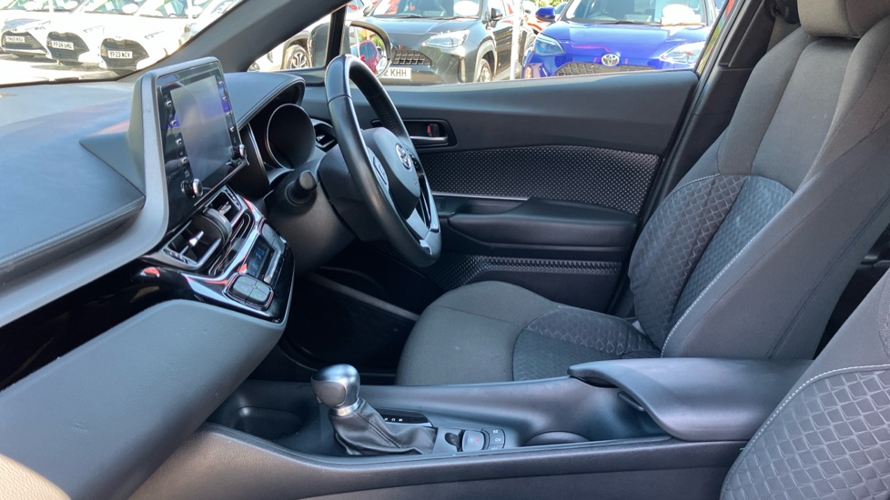 Toyota C-HR 1.8 Hybrid Icon 5dr CVT Hybrid Hatchback - Image 5