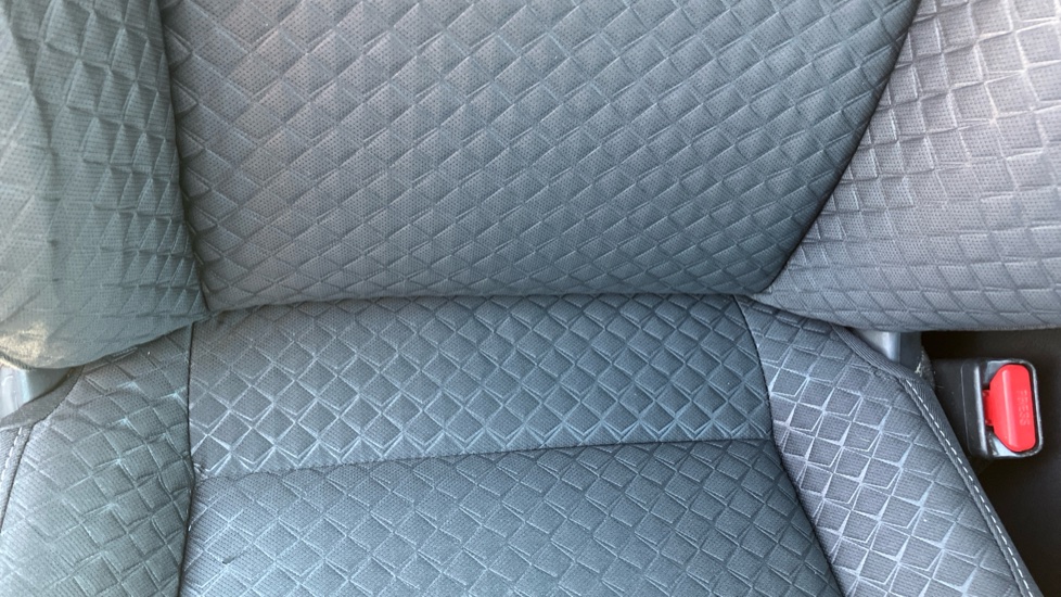 Toyota C-HR 1.8 Hybrid Icon 5dr CVT Hybrid Hatchback - Image 14