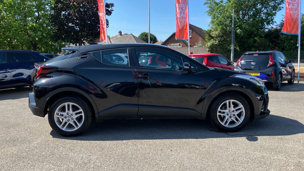 Toyota C-HR 1.8 Hybrid Icon 5dr CVT Hybrid Hatchback - Image 23