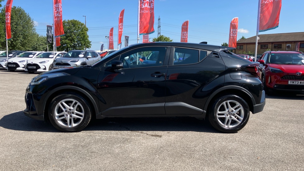 Toyota C-HR 1.8 Hybrid Icon 5dr CVT Hybrid Hatchback - Image 24
