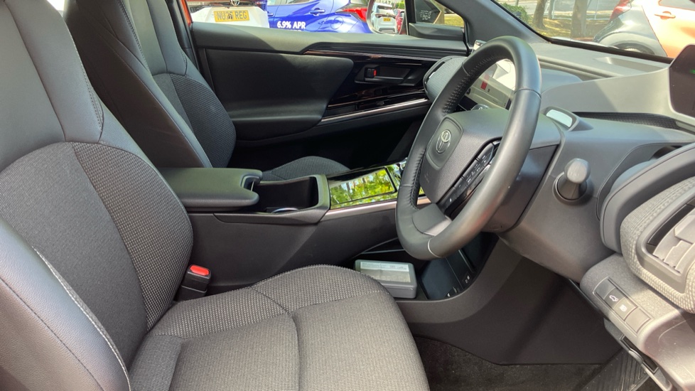 Toyota bZ4X 150kW Motion 71.4kWh 5dr Auto Electric Hatchback - Image 12