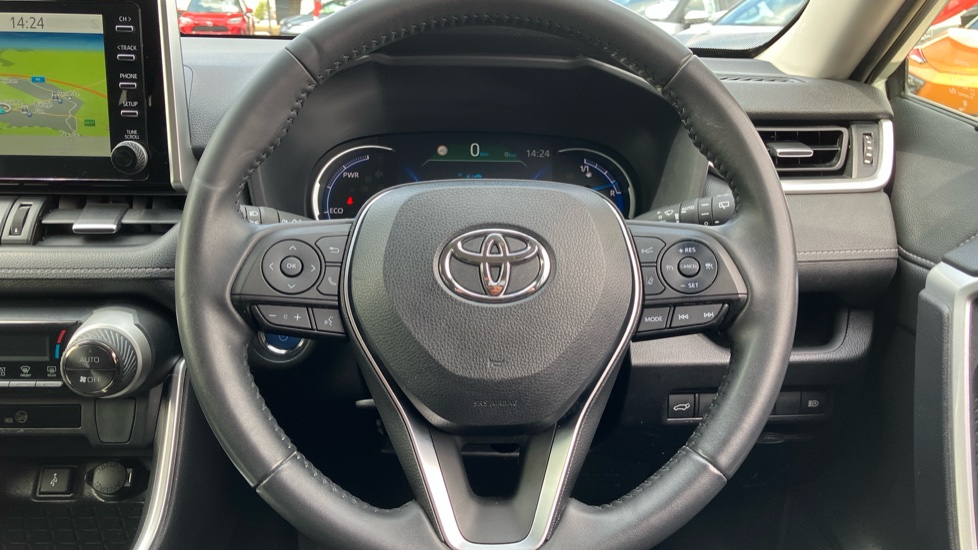 Toyota RAV4 2.5 VVT-i Hybrid Design 5dr CVT 2WD Hybrid Estate - Image 10