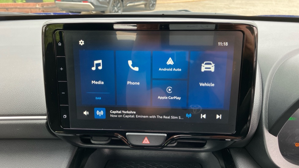Toyota Yaris Cross 1.5 Hybrid Icon 5dr CVT Hybrid Estate - Image 9