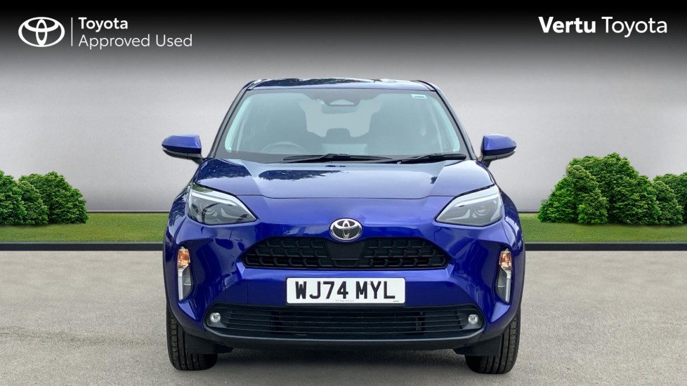 Toyota Yaris Cross 1.5 Hybrid Icon 5dr CVT Hybrid Estate - Image 22