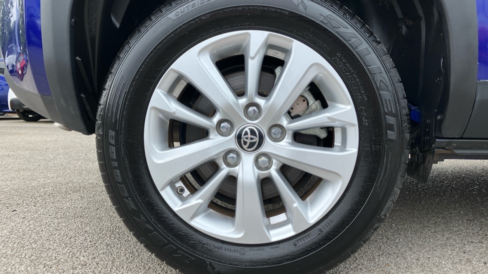 Toyota Yaris Cross 1.5 Hybrid Icon 5dr CVT Hybrid Estate - Image 25