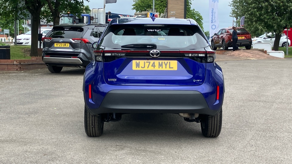 Toyota Yaris Cross 1.5 Hybrid Icon 5dr CVT Hybrid Estate - Image 26