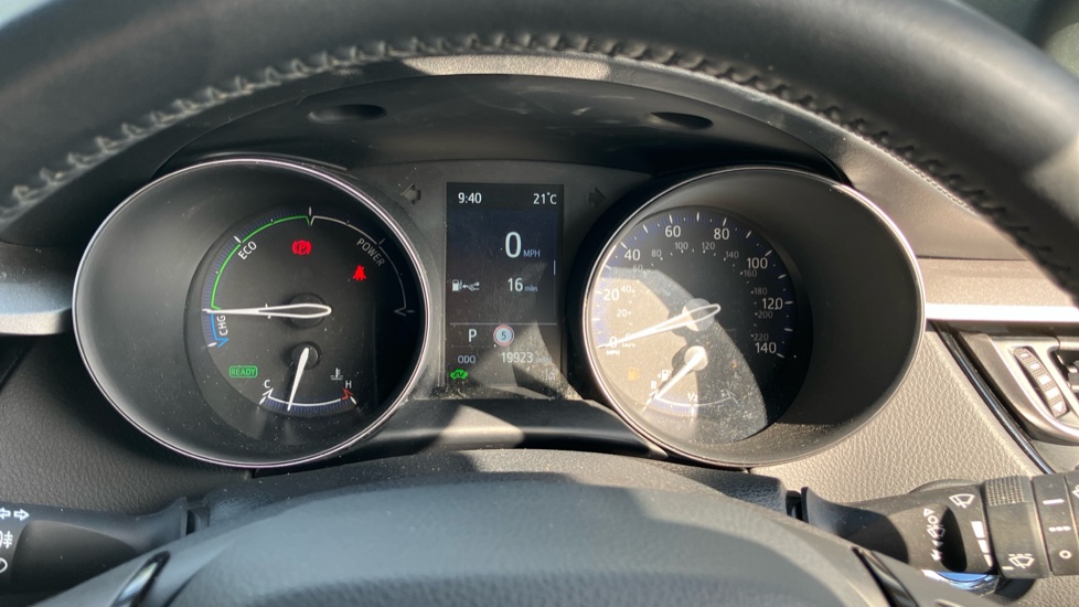 Toyota C-HR 1.8 Hybrid Icon 5dr CVT Hybrid Hatchback - Image 11