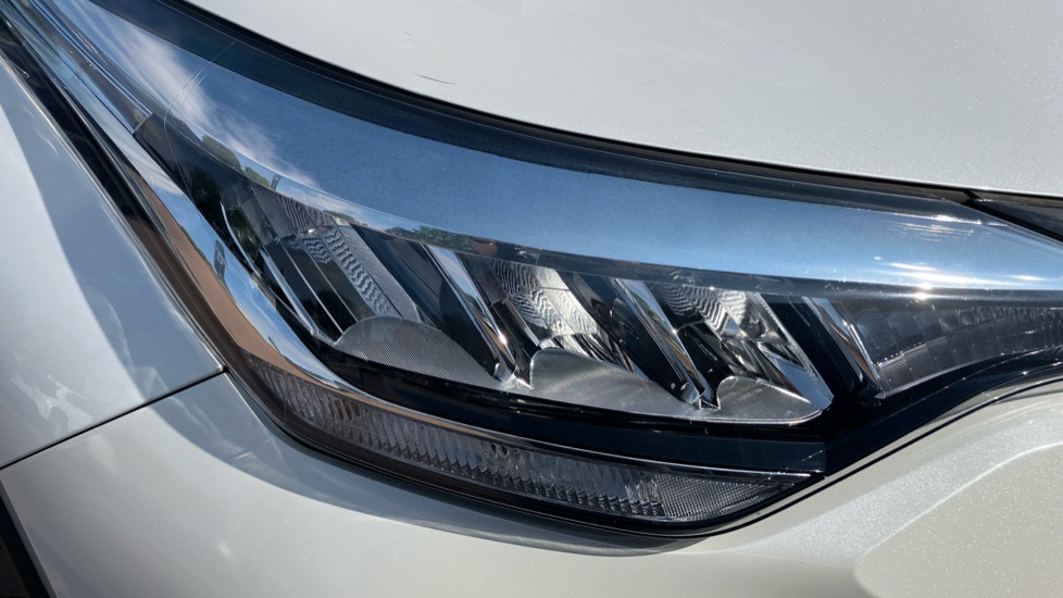Toyota C-HR 1.8 Hybrid Icon 5dr CVT Hybrid Hatchback - Image 20