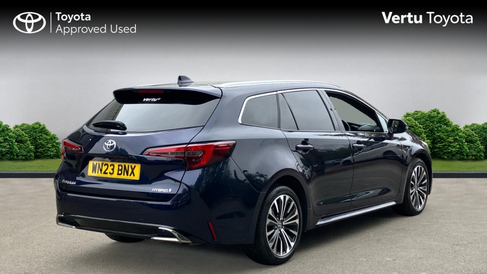 Toyota Corolla 1.8 VVT-i Hybrid Design 5dr CVT Hybrid Hatchback - Image 2
