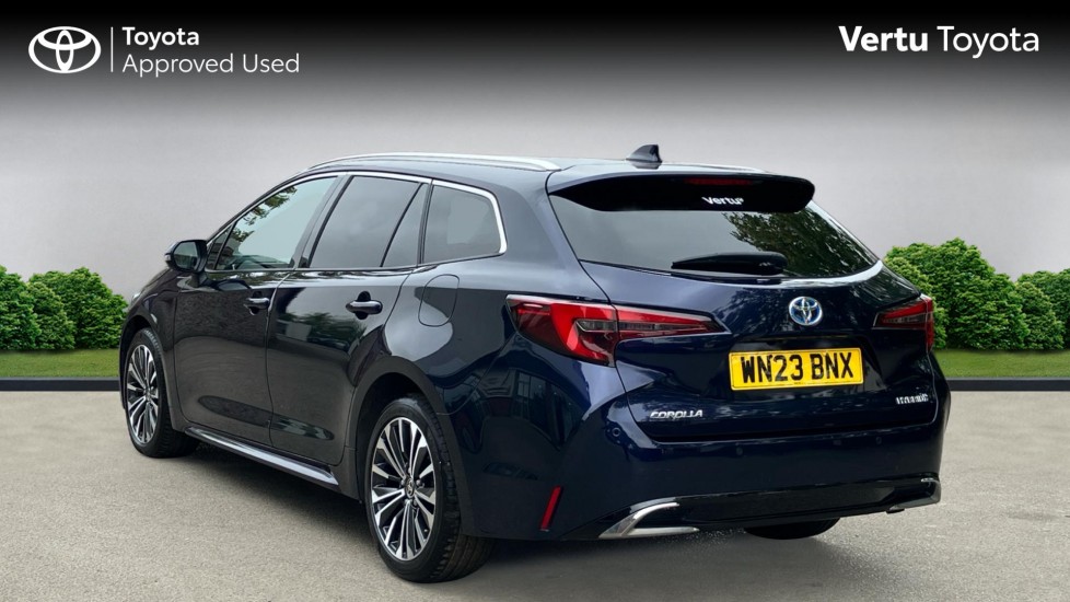 Toyota Corolla 1.8 VVT-i Hybrid Design 5dr CVT Hybrid Hatchback - Image 4