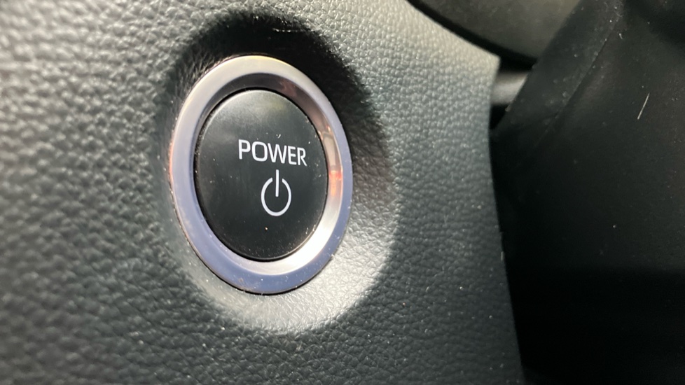Toyota Corolla 1.8 VVT-i Hybrid Design 5dr CVT Hybrid Hatchback - Image 16