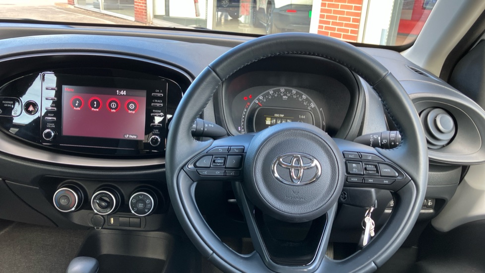 Toyota Aygo X 1.0 VVT-i Pure 5dr Auto Petrol Hatchback - Image 7