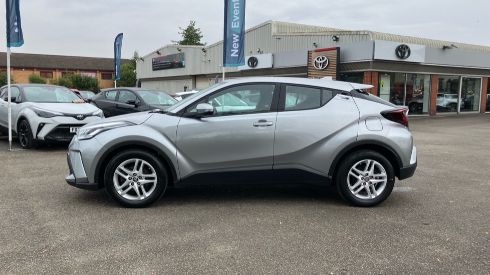 Toyota C-HR 1.8 Hybrid Icon 5dr CVT Hybrid Hatchback - Image 24