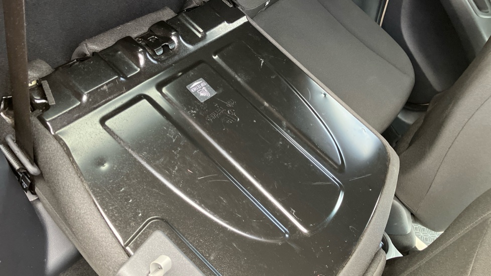 Toyota Aygo X 1.0 VVT-i Edge 5dr Auto Petrol Hatchback - Image 18
