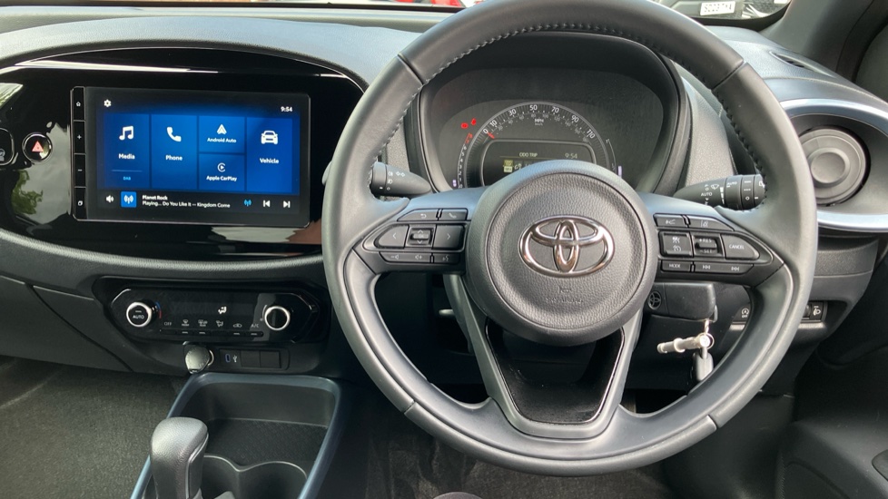 Toyota Aygo X 1.0 VVT-i Edge 5dr Auto Petrol Hatchback - Image 7