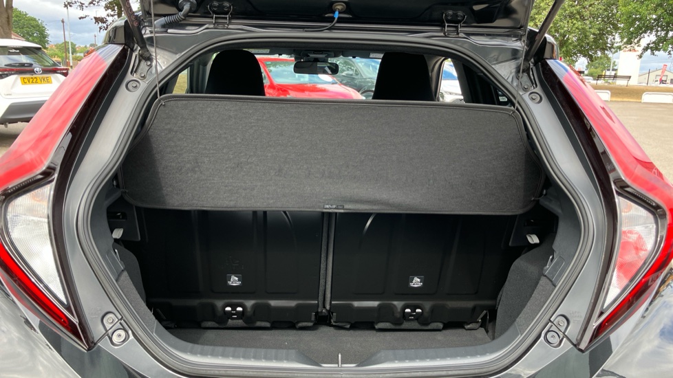 Toyota Aygo X 1.0 VVT-i Edge 5dr Auto Petrol Hatchback - Image 13