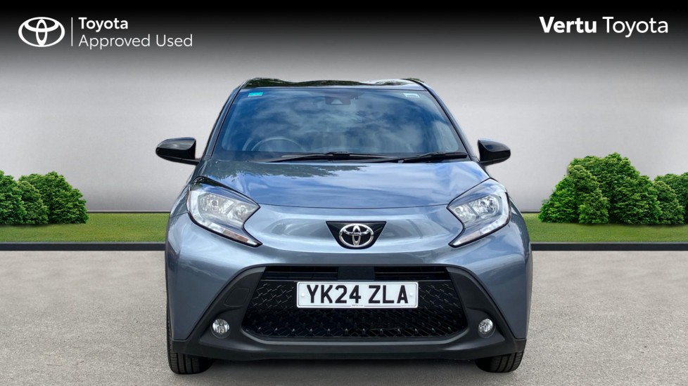Toyota Aygo X 1.0 VVT-i Edge 5dr Auto Petrol Hatchback - Image 22