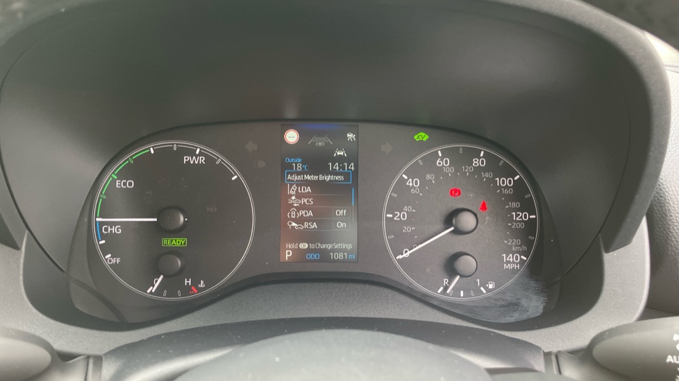 Toyota Yaris 1.5 Hybrid Icon 5dr CVT Hybrid Hatchback - Image 11