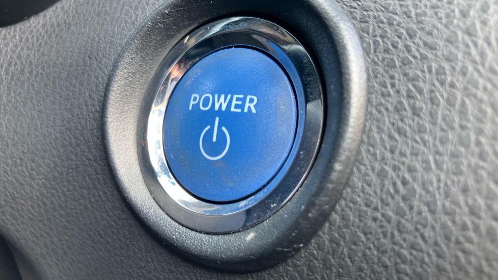 Toyota C-HR 1.8 Hybrid Dynamic 5dr CVT Hybrid Hatchback - Image 16