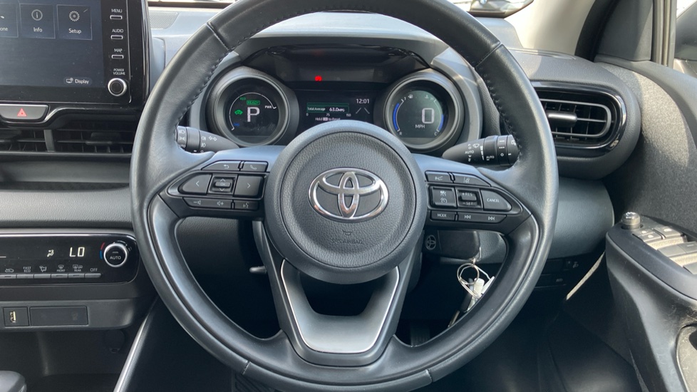 Toyota Yaris 1.5 Hybrid Design 5dr CVT Hybrid Hatchback - Image 10
