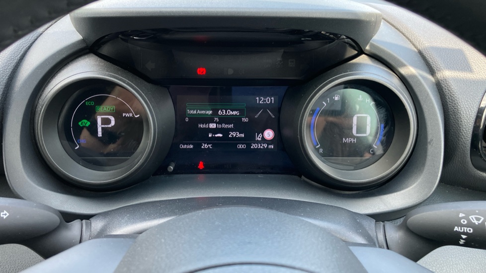 Toyota Yaris 1.5 Hybrid Design 5dr CVT Hybrid Hatchback - Image 11