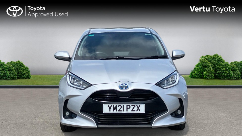 Toyota Yaris 1.5 Hybrid Design 5dr CVT Hybrid Hatchback - Image 22