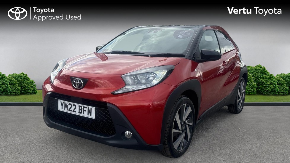 Toyota Aygo X 1.0 VVT-i Edge 5dr Petrol Hatchback - Image 3