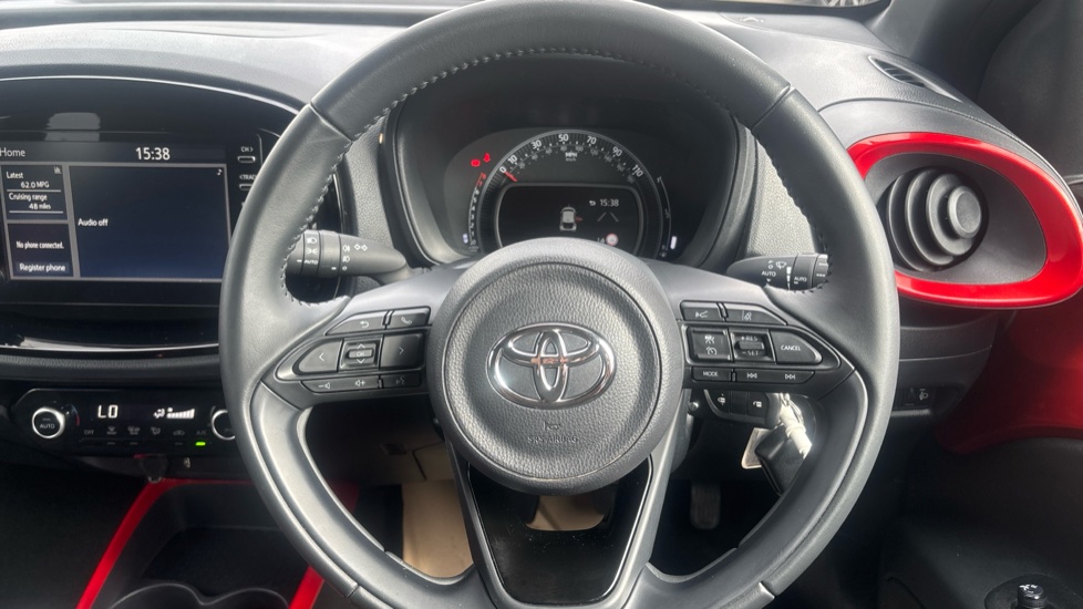 Toyota Aygo X 1.0 VVT-i Edge 5dr Petrol Hatchback - Image 10