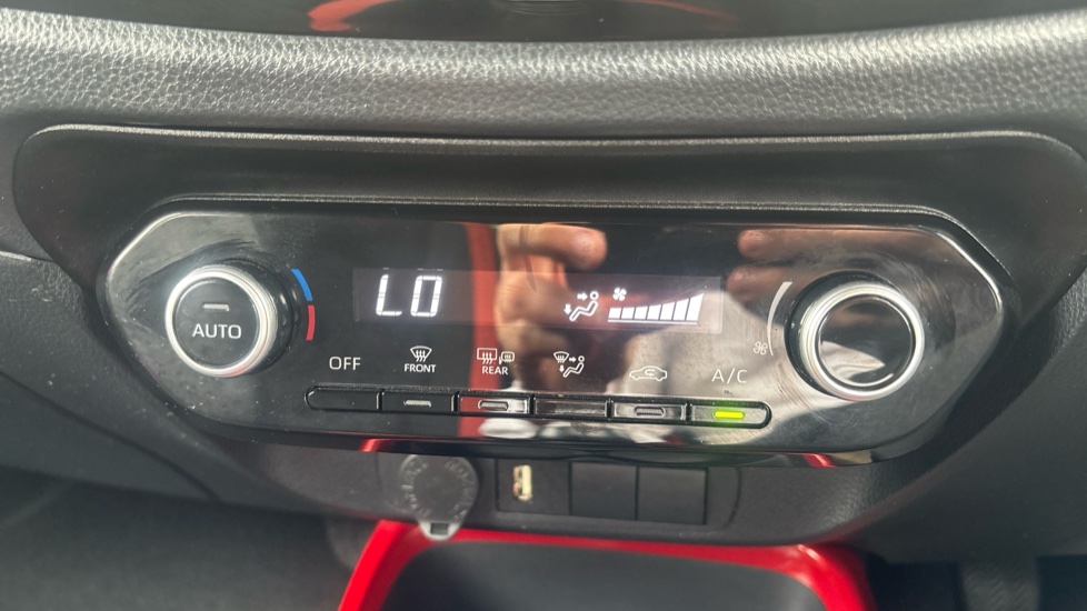 Toyota Aygo X 1.0 VVT-i Edge 5dr Petrol Hatchback - Image 37