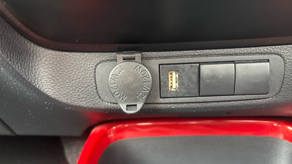 Toyota Aygo X 1.0 VVT-i Edge 5dr Petrol Hatchback - Image 39