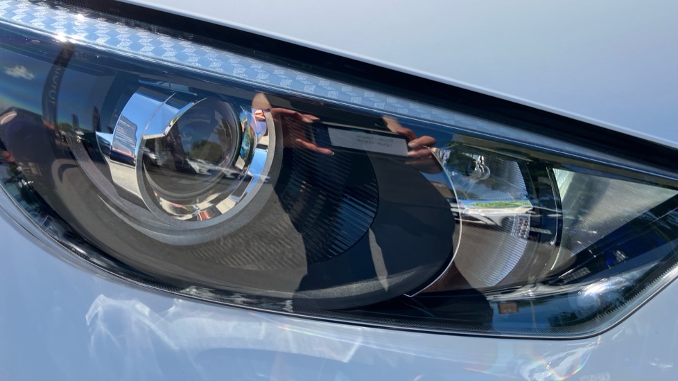 Toyota Yaris 1.5 Hybrid Icon 5dr CVT Hybrid Hatchback - Image 20