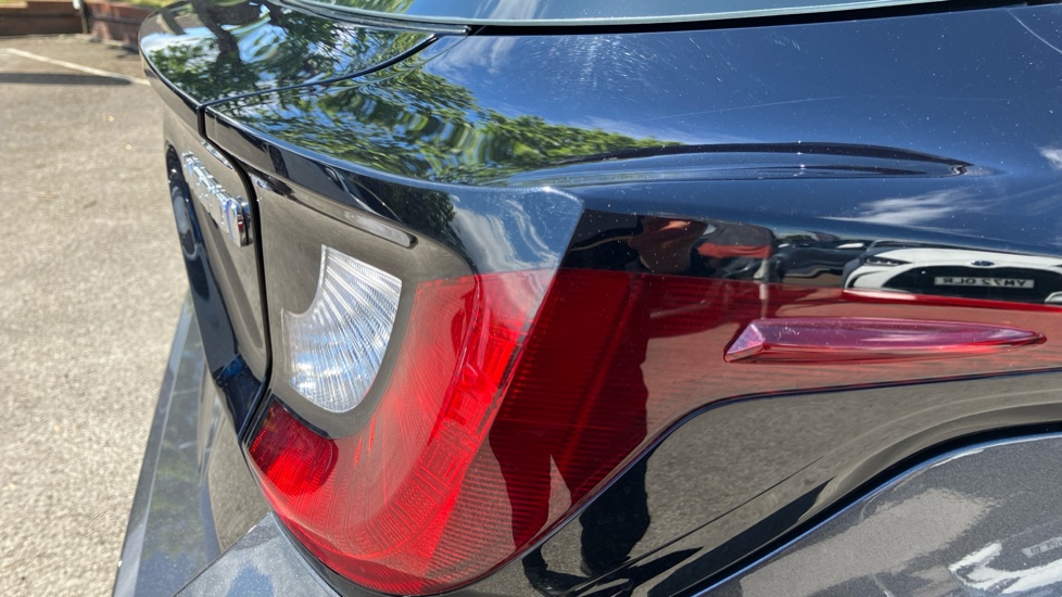 Toyota Yaris 1.5 Hybrid Icon 5dr CVT Hybrid Hatchback - Image 21