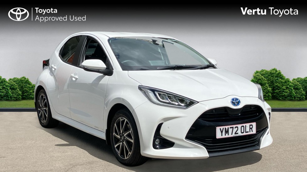 Toyota Yaris 1.5 Hybrid Design 5dr CVT Hybrid Hatchback - Image 1