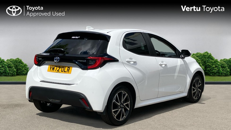 Toyota Yaris 1.5 Hybrid Design 5dr CVT Hybrid Hatchback - Image 2