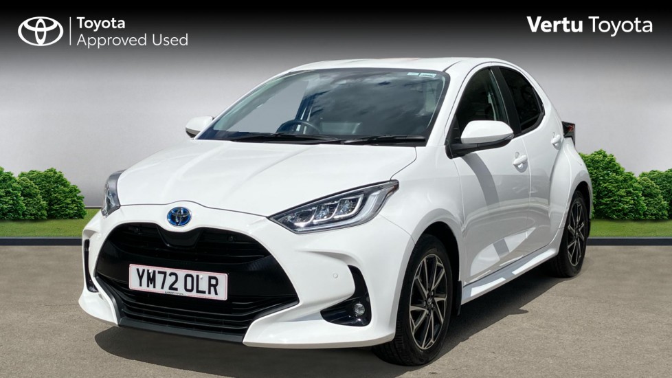 Toyota Yaris 1.5 Hybrid Design 5dr CVT Hybrid Hatchback - Image 3