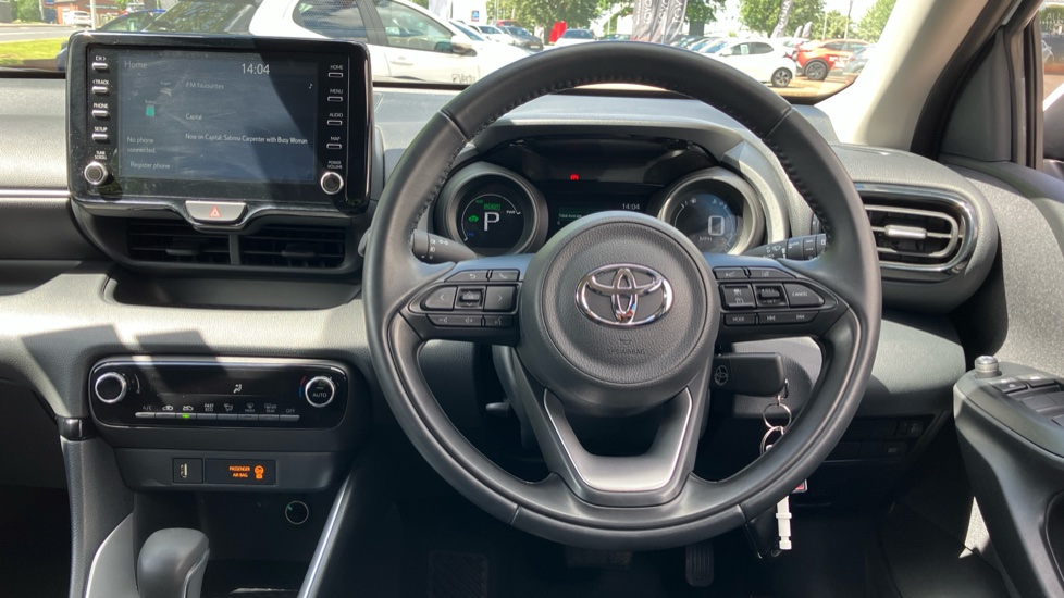 Toyota Yaris 1.5 Hybrid Design 5dr CVT Hybrid Hatchback - Image 7