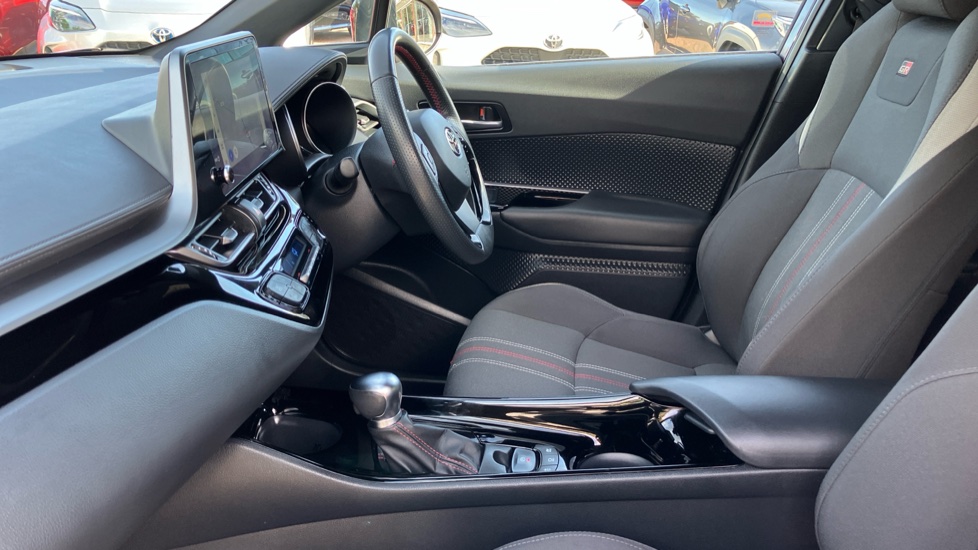 Toyota C-HR 1.8 Hybrid GR Sport 5dr CVT Hybrid Hatchback - Image 5