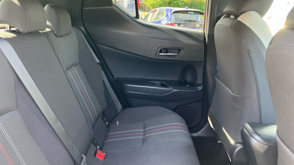 Toyota C-HR 1.8 Hybrid GR Sport 5dr CVT Hybrid Hatchback - Image 8