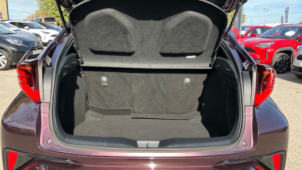 Toyota C-HR 1.8 Hybrid GR Sport 5dr CVT Hybrid Hatchback - Image 13
