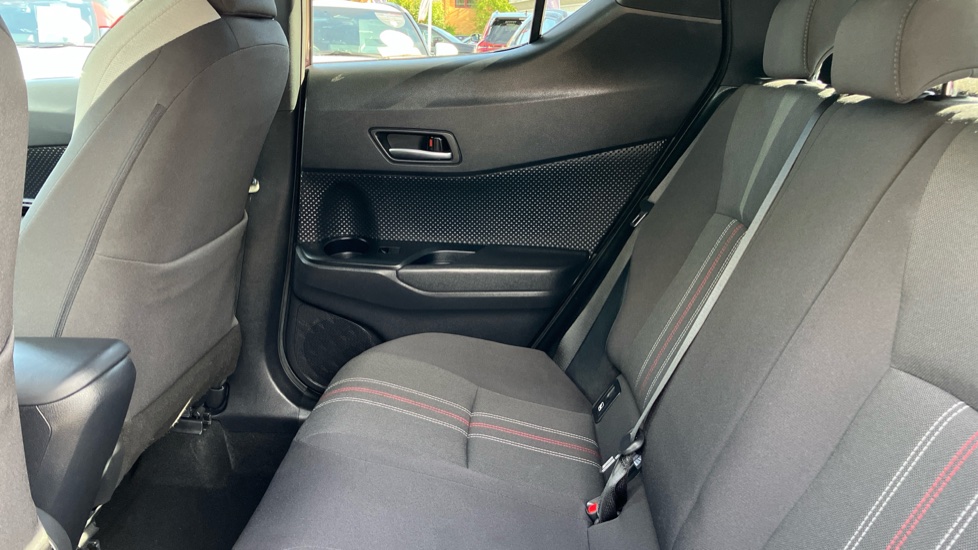 Toyota C-HR 1.8 Hybrid GR Sport 5dr CVT Hybrid Hatchback - Image 15