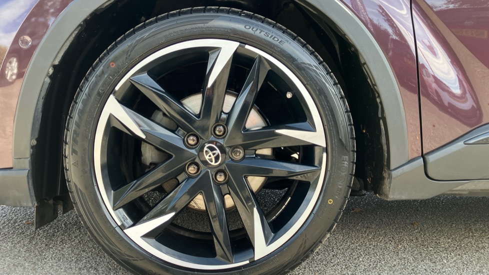 Toyota C-HR 1.8 Hybrid GR Sport 5dr CVT Hybrid Hatchback - Image 25