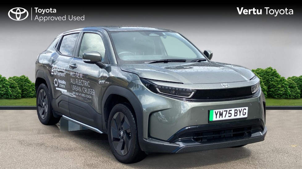 Toyota Urbancruiser 128kW Design 61kWh 5dr Auto Electric Estate - Image 1