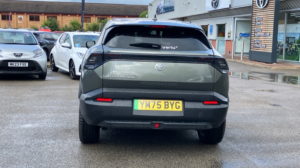 Toyota Urbancruiser 128kW Design 61kWh 5dr Auto Electric Estate - Image 26