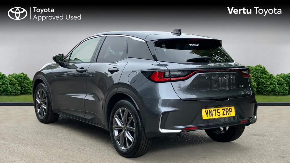 Lexus LBX 1.5 Premium Plus 5dr E-CVT Hybrid Hatchback - Image 4