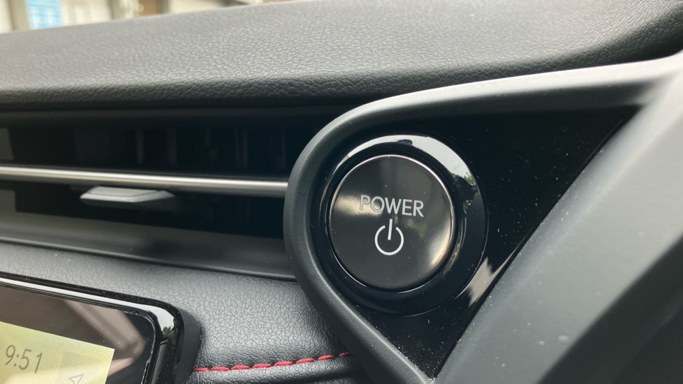 Lexus LBX 1.5 Premium Plus 5dr E-CVT Hybrid Hatchback - Image 16