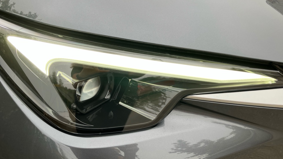 Lexus LBX 1.5 Premium Plus 5dr E-CVT Hybrid Hatchback - Image 20